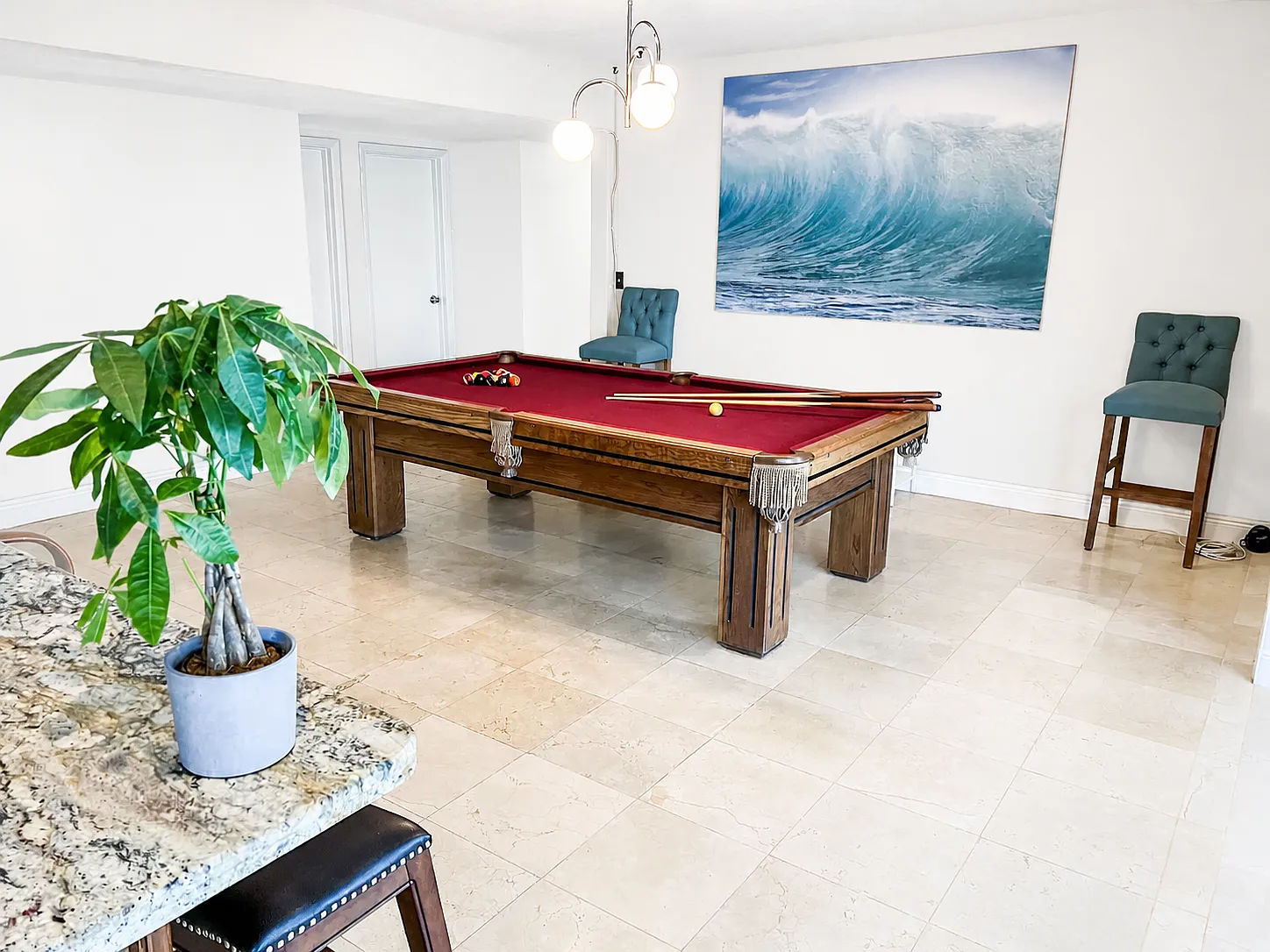 4 bed, 2717 sqft, $6,500 — Photo 2