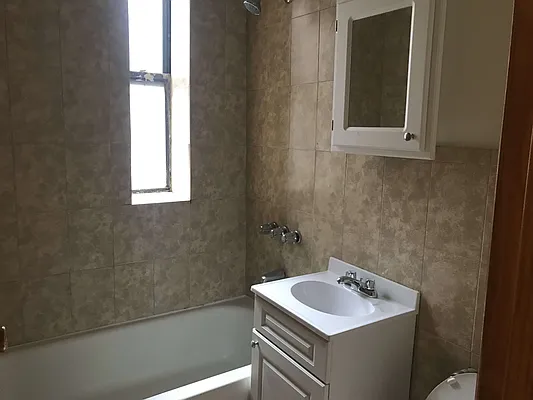 Rented by null | media 10