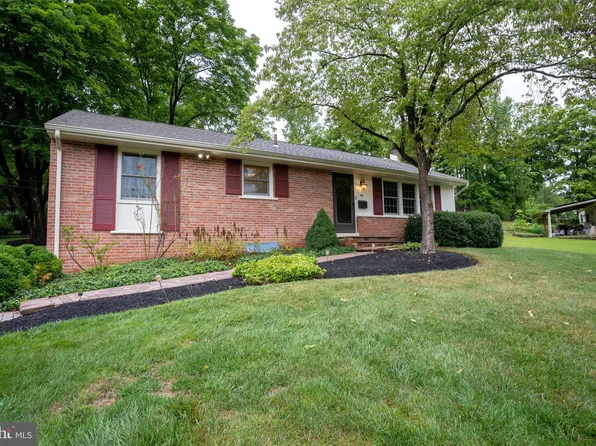 46 Langhorne Rd, Chalfont, PA 18914