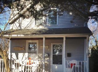 25 Allen Ave, Barrington, RI 02806