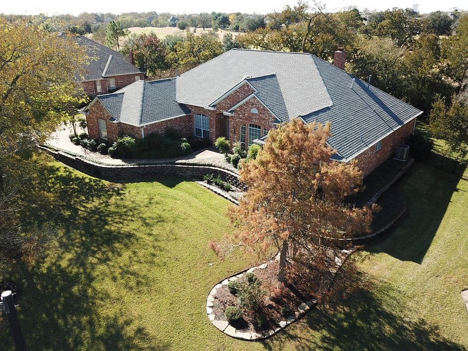 2nd image of 1017 Muirfield Vlg