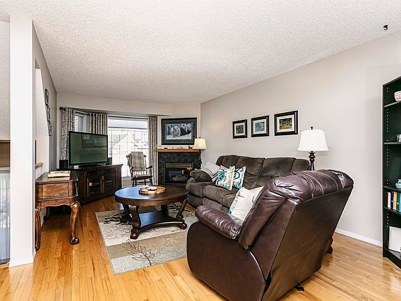 4th image of 11717 9b Ave NW #22
