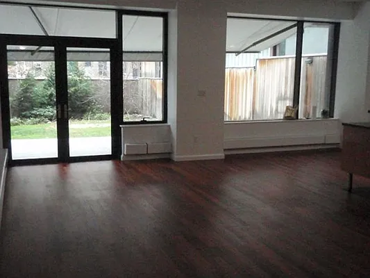 Rented by Sotheby's International Realty | media 14