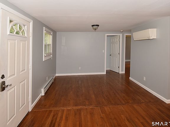 4th image of 50 Doubleday Road
