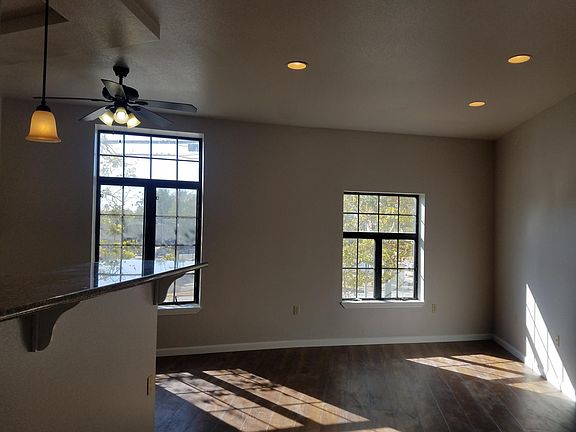 4th image of 3711 Stockton Blvd #C