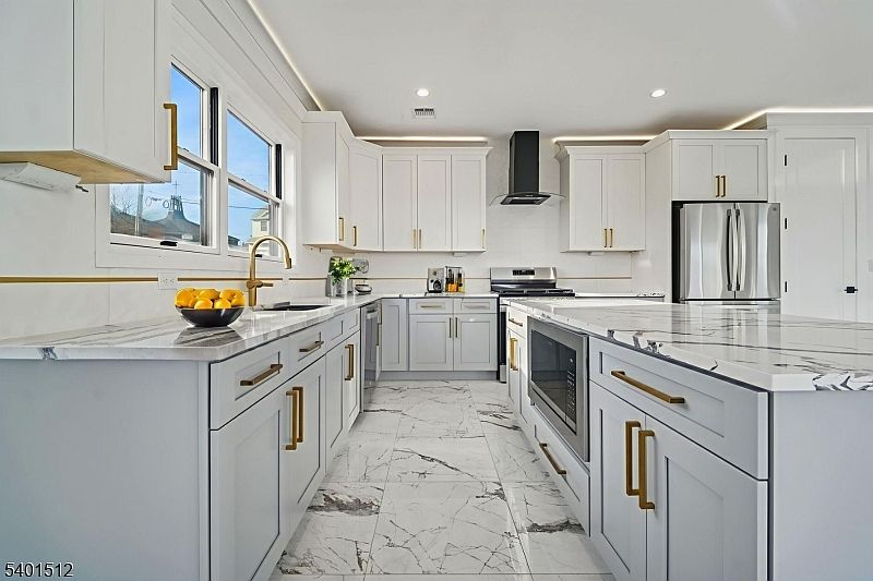 1st image of 19 Mountain Ave