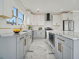 19 Mountain Ave, Mahwah Twp., NJ 07430