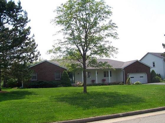 1st image of 512 Greenmont Dr