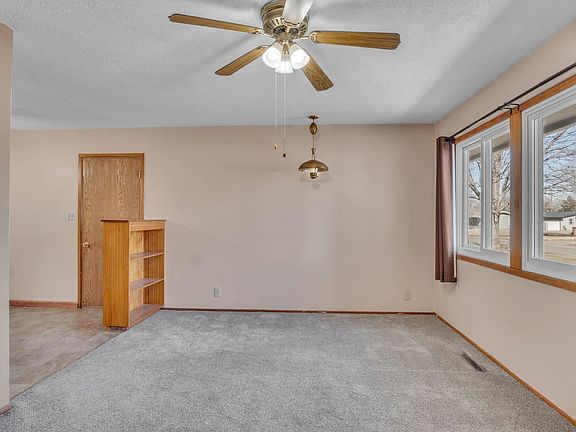 5th image of 1317 Landon St