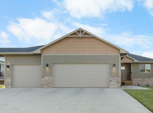 4012 S Home Plate Ave, Sioux Falls, SD 57110