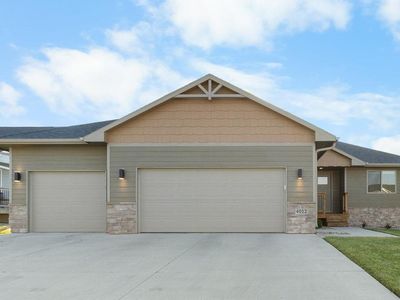 4012 S Home Plate Ave, Sioux Falls, SD, 57110