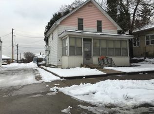121 Belvidere St E, Saint Paul, MN 55107