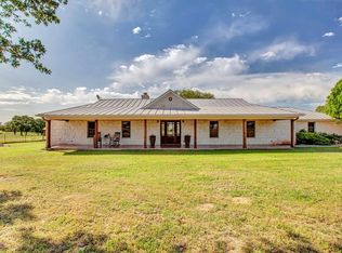 489 Goehmann Oaks Rd, Fredericksburg, TX 78624