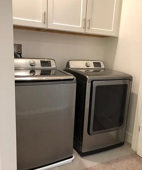 1902 Shasta Ln — Photo 9