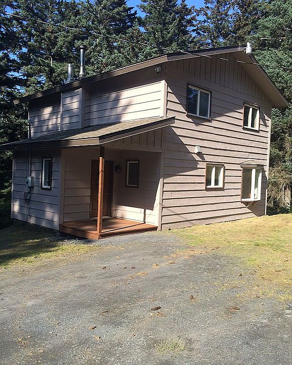 New paint and porch Jul '15