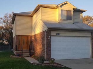 14749 Chesterfield Ave, Warren, MI
