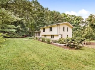 70 Lockwood Rd, South Salem, NY 10590