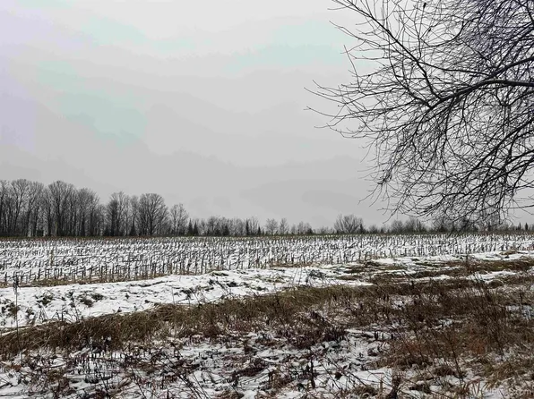 8.5 Kell Rd #A, Wilson, MI 49896