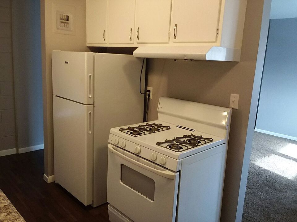 2nd image of 817 W Us Highway 34 APT 336
