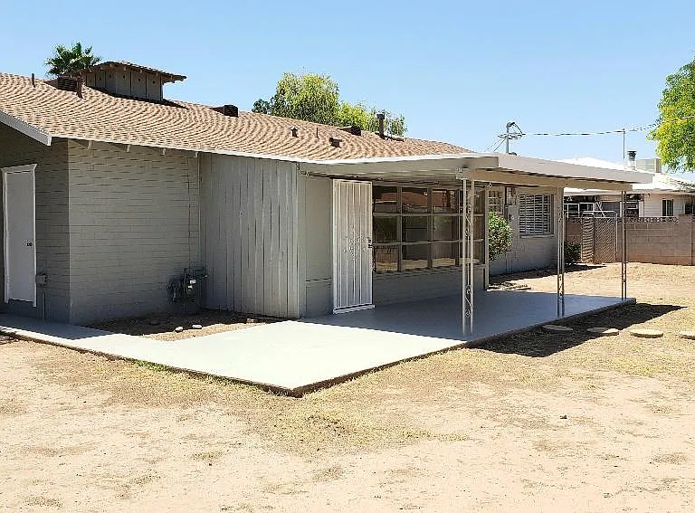 LOW MAINTENANCE BACKYARD