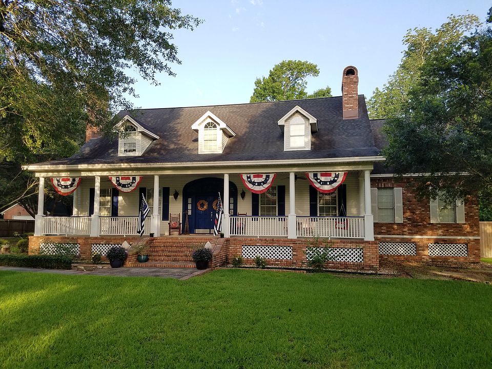 1st image of 123 Norwood Dr