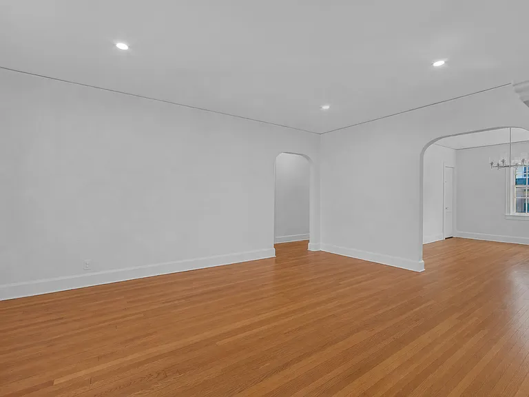 27 Summit St — Photo 11