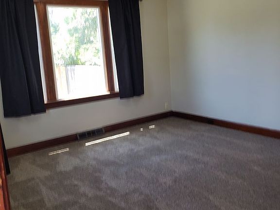 3rd image of 1760 South Blvd