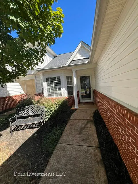 2 bed, 1452 sqft, $1,750 — Photo 3