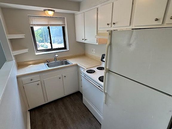 3rd image of 760 5th Ave #5