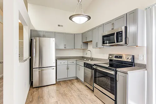 Seawall Apartments & Townhomes Photo 1