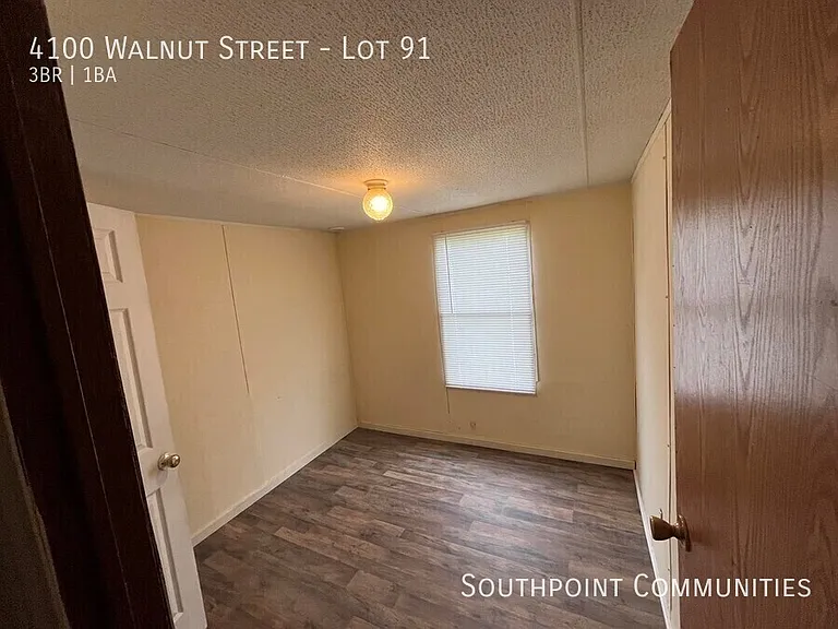4100 Walnut St #91 — Photo 6