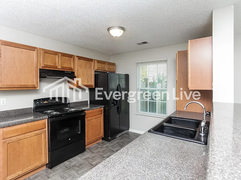 213 Rosebrook Dr — Photo 11