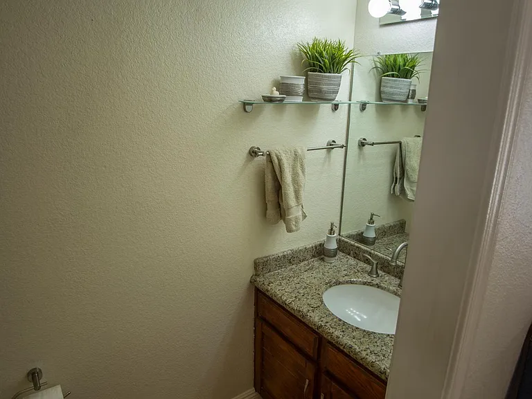 5665 W Galveston St #32 — Photo 4