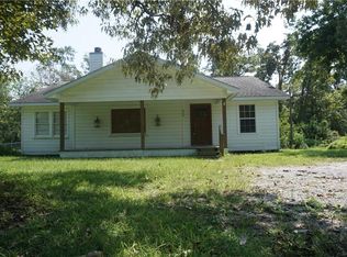 825 Bozo Rd, Lake Charles, LA 70611