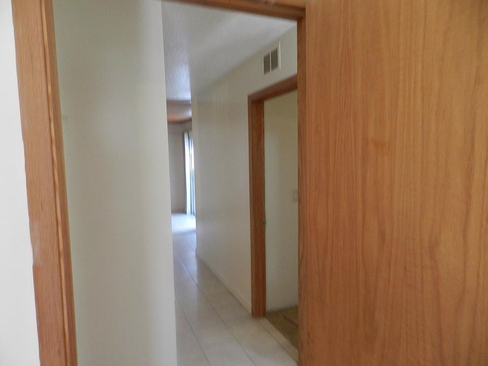 2nd image of 1902 E Perkins Rd