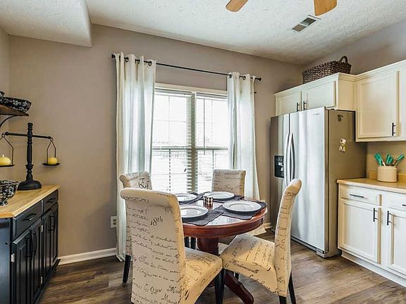5th image of 2152 Market Garden Ln