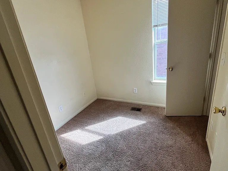 3305 Barcelona Dr #A — Photo 18