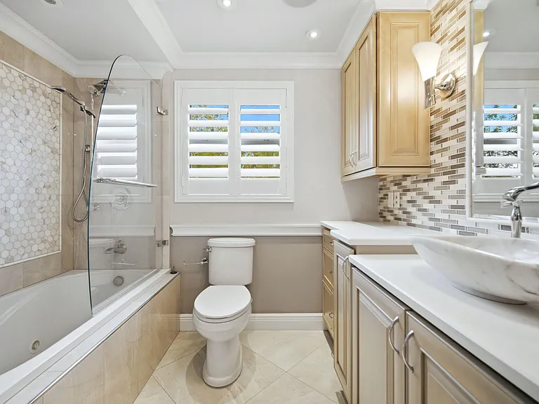 2901 S Palm Aire Dr — Photo 26