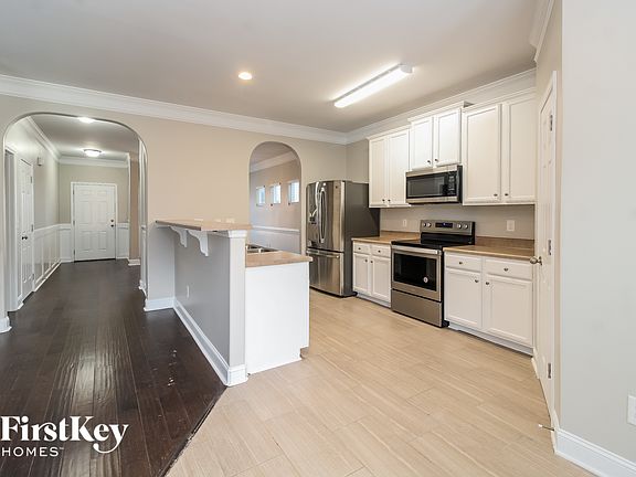 5th image of 6616 Barton Creek Dr