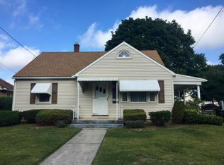 537 W Chestnut St, Cleona, PA 17042