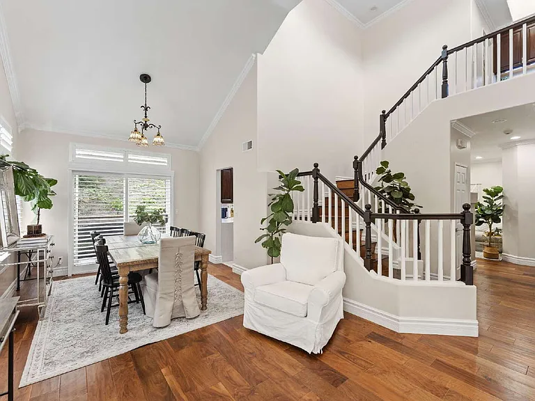 131 Concerto Dr — Photo 6