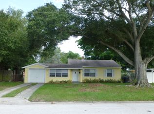 1357 Canterbury Rd N, Saint Petersburg, FL 33710