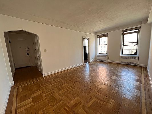 1st image of 129 W 89th St APT 61