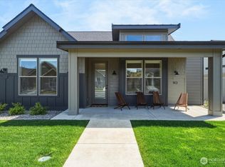 913 Racine Springs Dr, Wenatchee, WA 98801