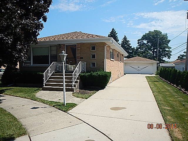 1st image of 4625 N Plainfield Ave