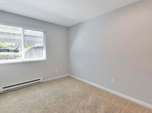 9260 SW 146th Ter APT 3