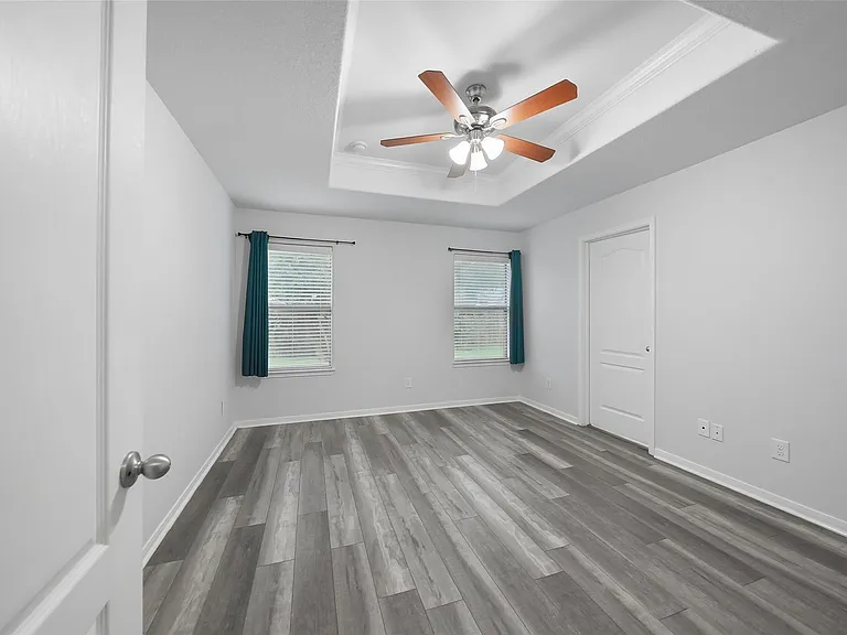 4513 Clemwood Ln — Photo 15