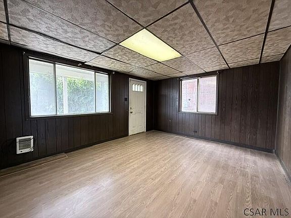 4th image of 240 Fairfield Ave