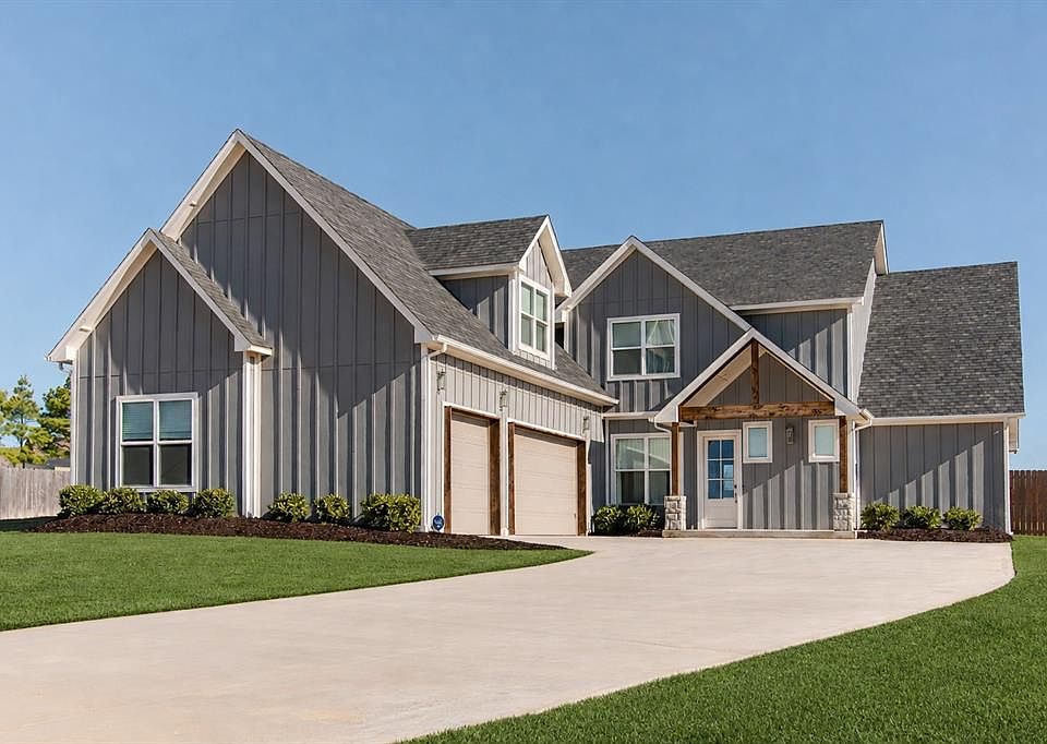 1st image of 499 Old Farm Rd