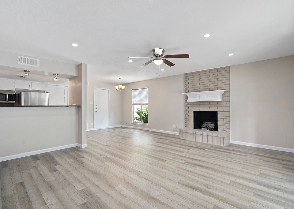 1st image of 1813 Woodland Ave Unit B-1